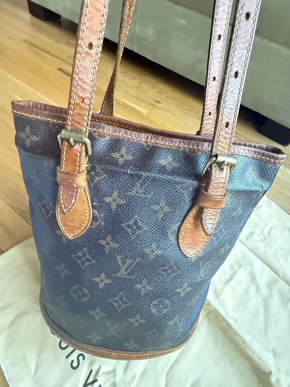 Louis Vuitton Petit Bucket Monogram Shoulder Bag M42238 / Vintage / Authentic - Picture 10 of 16